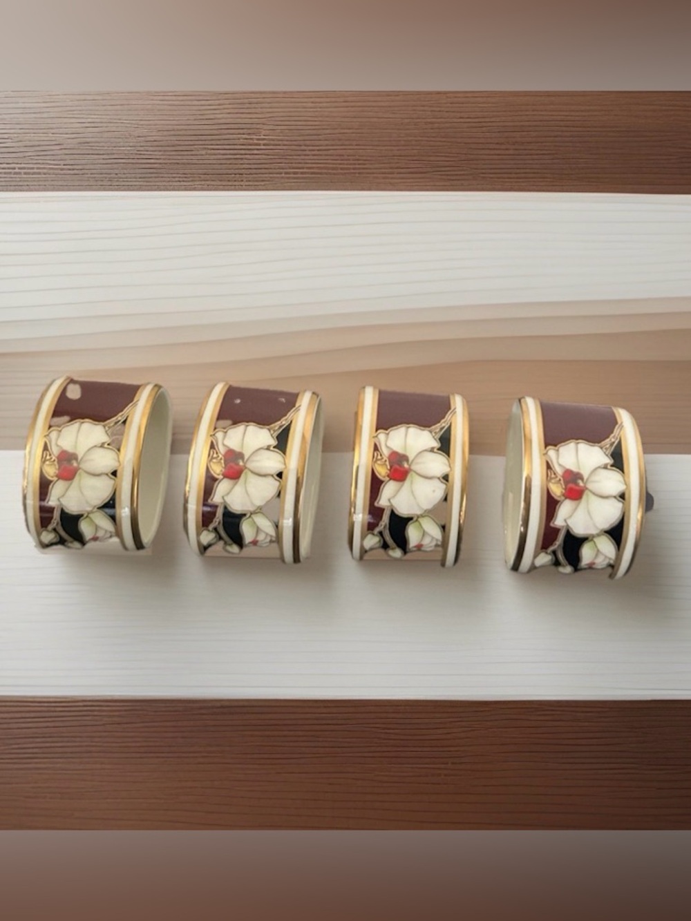 Noritake  MIDNIGHT ORCHID Collection By Yuriko Takata Napkin Rings NIB~ SET OF 4